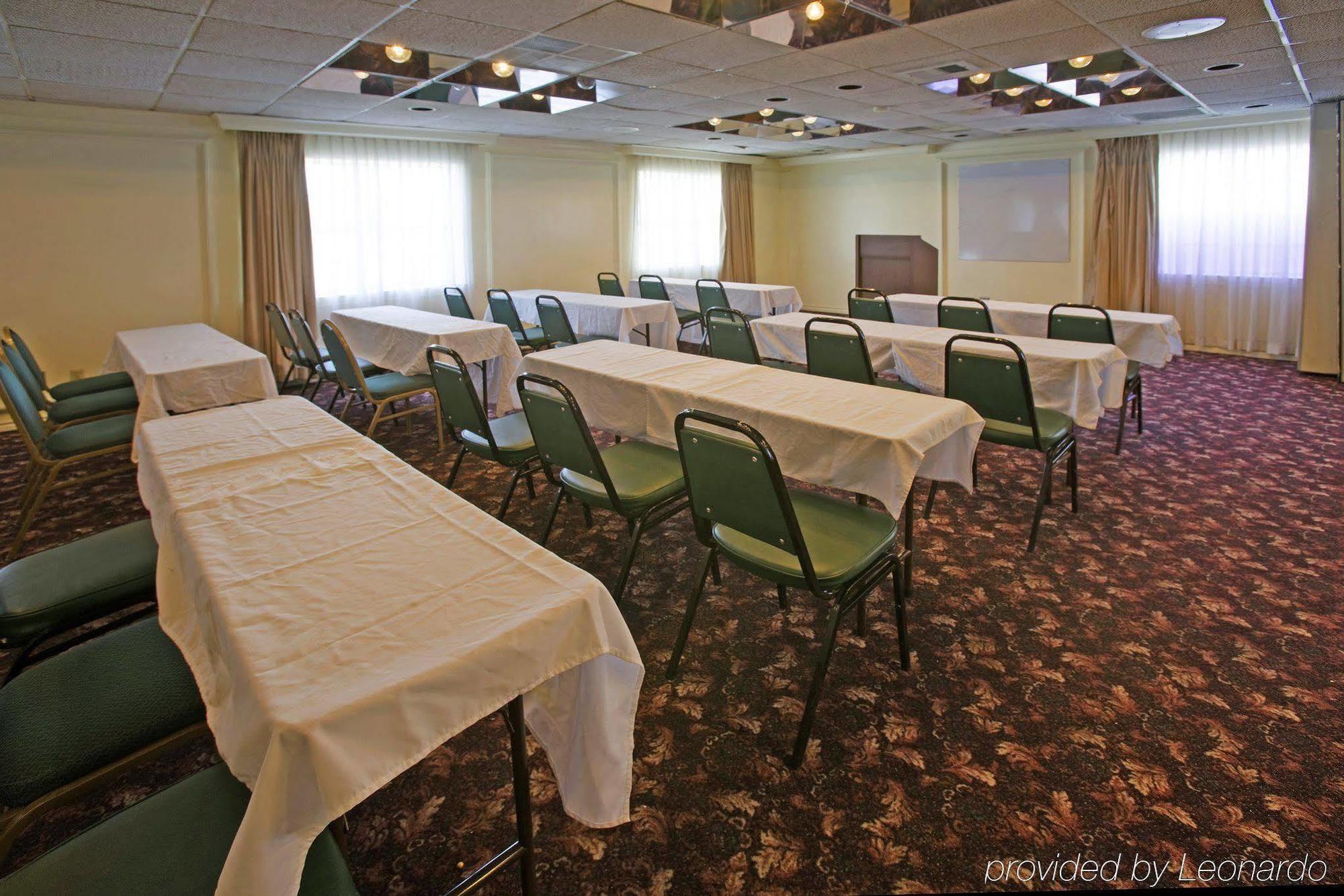 Americas Best Value Inn And Suites North Farmers Branch Einrichtungen foto